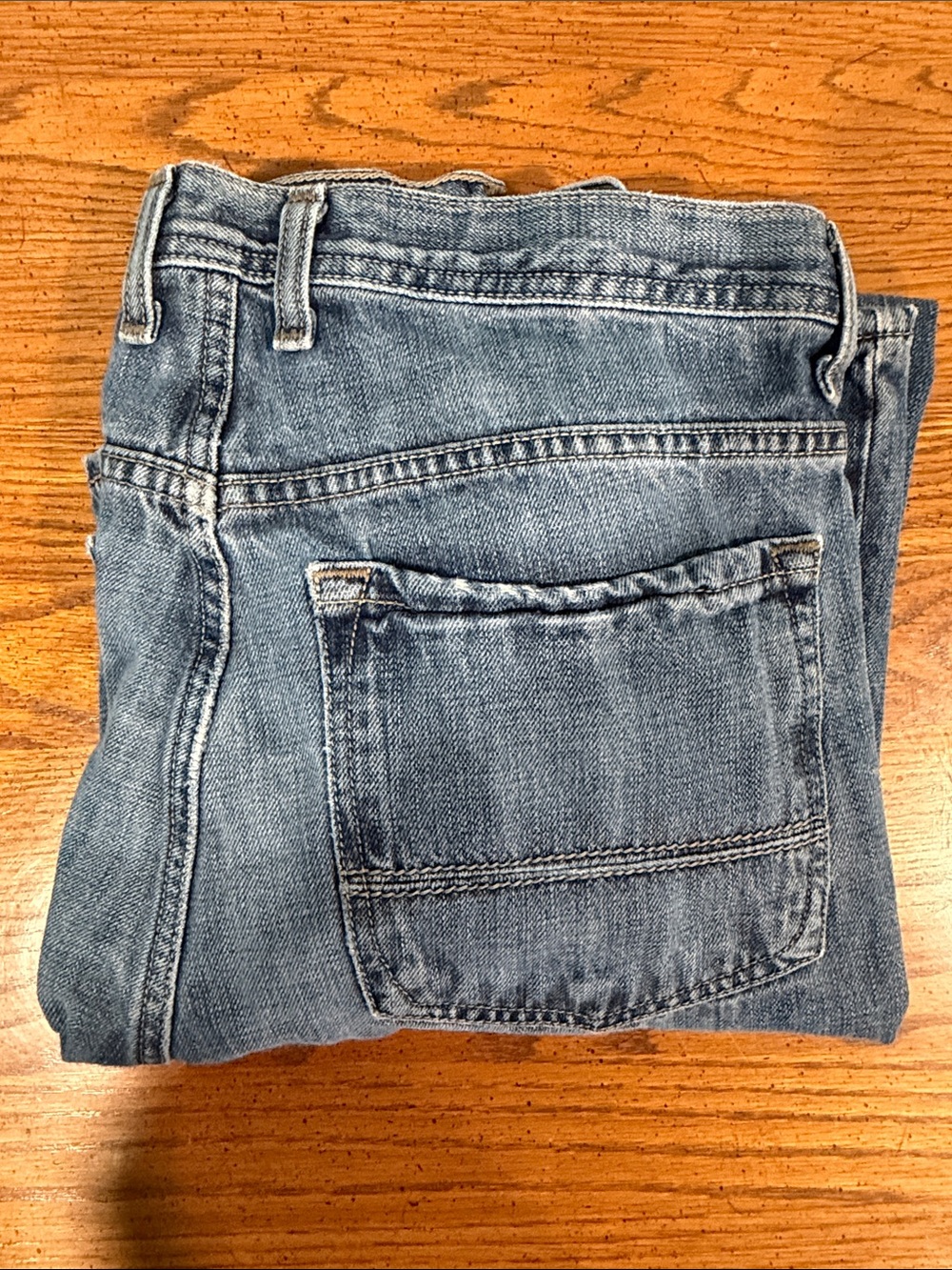 Arizona Jean Company Men's Slim Straight Light Blue Jeans